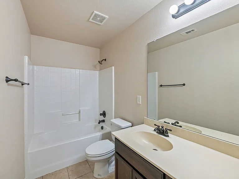 341 Orbit Dr — Photo 17
