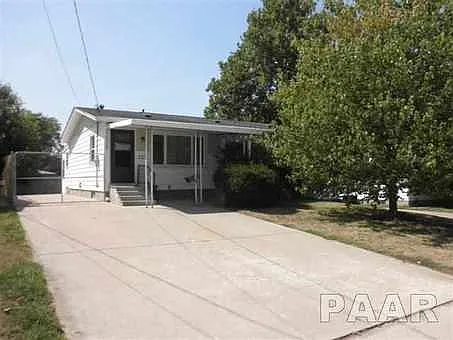 223 N Stewart St photo 1