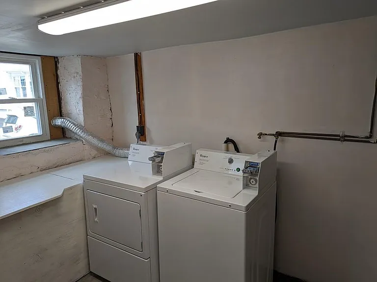 22 Holmes St #2 — Photo 8