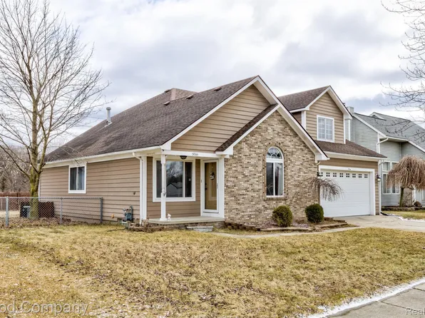 59344 Manning Dr, New Haven, MI 48048