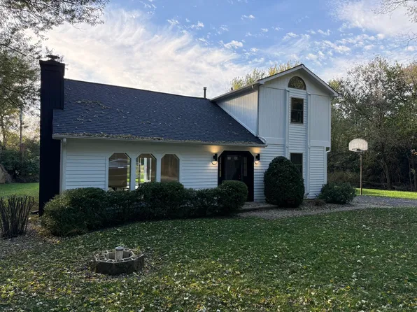 26830 N Huston Ave, Wauconda, IL 60084