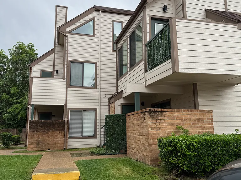 2301 Basil Dr #F302 — Photo 17