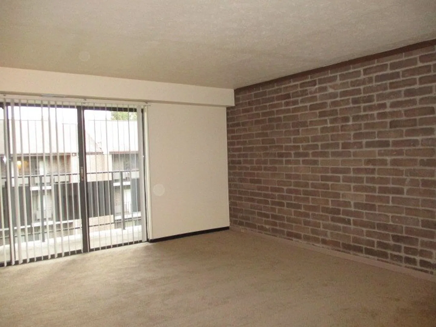 Pennwood Square 516-520 Rebecca Ave. — Photo 4