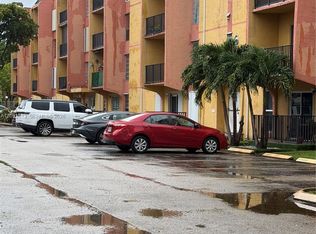 Sunset Villas Condo, Miami, FL 33126
