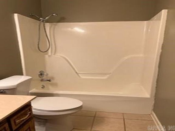 5th image of 37 Fieldcrest Cir