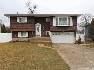 417 Claremont Ave, West Babylon, NY 11704