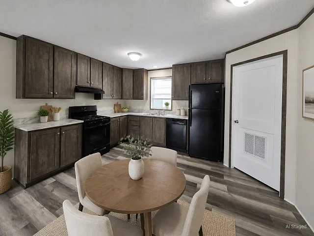 3 bed, 2.0 bath, 1232 sqft, $2,290 — Photo 2