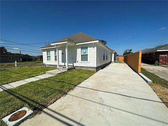 3rd image of 3400 Jackson Blvd