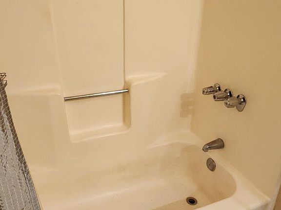 5th image of 28160 Apache Ave #B