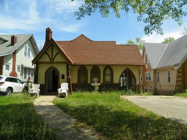 2nd image of 4311 Benton Blvd
