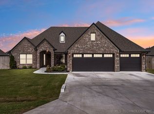 14232 N 71st East Ave, Collinsville, OK 74021