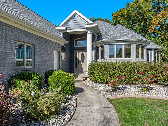 5th image of 2339 Bridlewood Dr