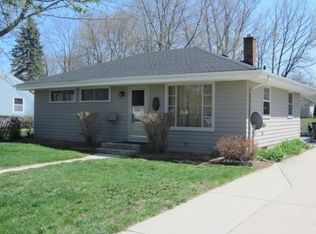 109 Beech St, Grafton, WI 53024