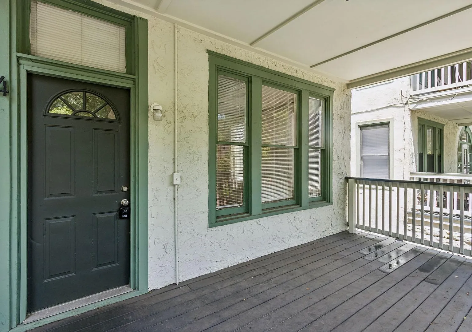 2749 Vernon Terrace - #4 — Photo 1
