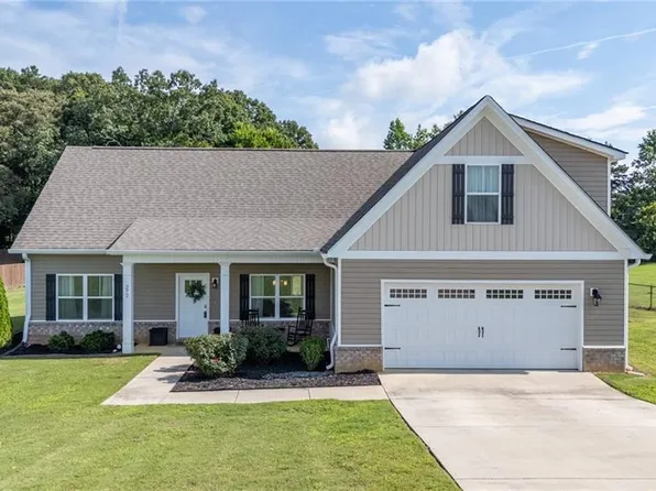 272 Burnt Hickory Ln SE, Calhoun, GA 30701