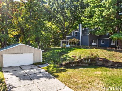 510 Clark St NW, Comstock Park, MI, 49321