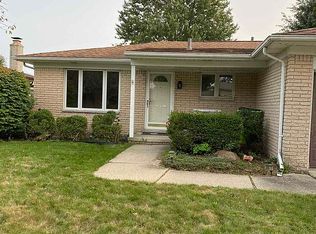 3394 Du Pon Dr, Sterling Heights, MI 48310