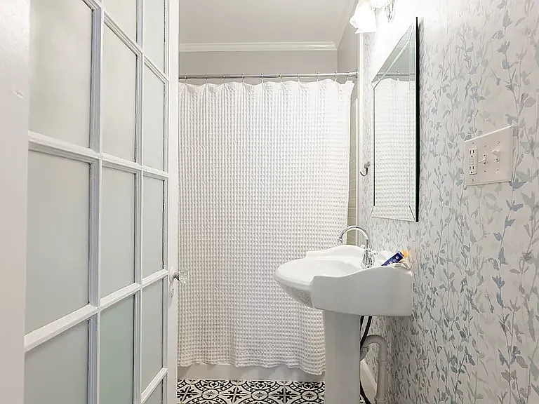 3 bed, 1309 sqft, $1,695 — Photo 4