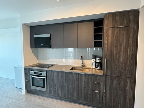 4th image of 2033 Kennedy Rd #3305