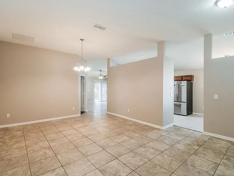 10304 Normanwood Ct — Photo 9