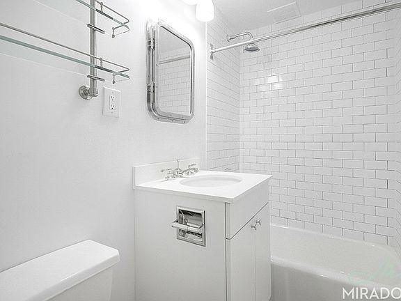 5th image of 26 E 13th St APT 5A