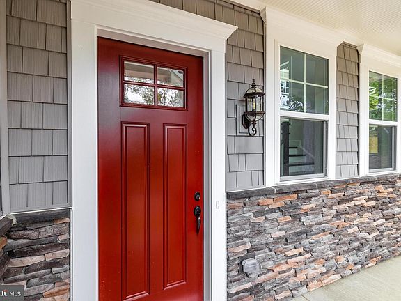 3rd image of 38074 Lime Kiln Rd