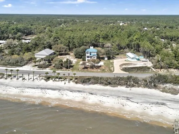 2101 Highway 98 W, Carrabelle, FL 32322