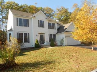 24 Poplar St, South Grafton, MA 01560