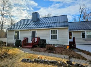 73 Pine St, Amherst, MA 01002