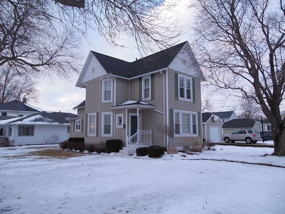 1st image of 624 5th St SE
