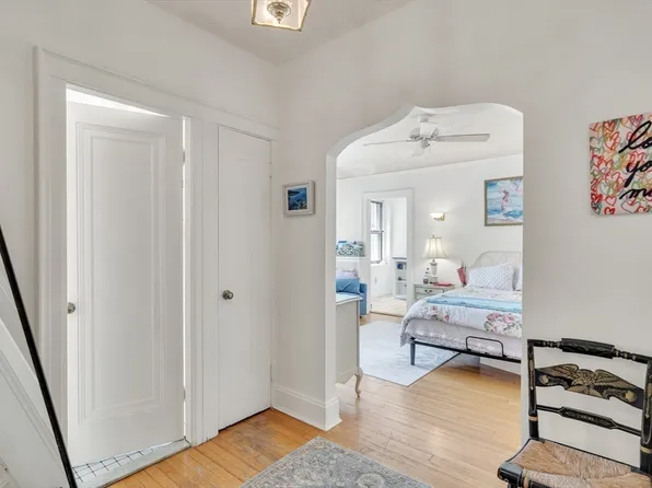 141 Englewood Ave APT 23, Brighton, MA 02135
