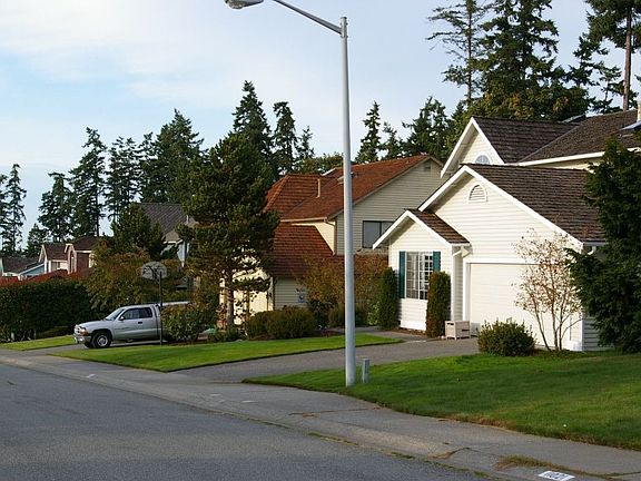 Approaching the house view