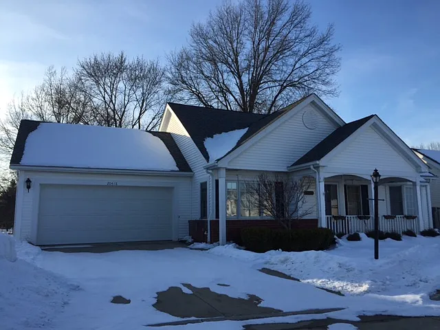 20418 Berkshire Cir photo 1