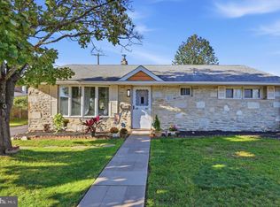 2503 Laurel Dr, Bristol, PA 19007