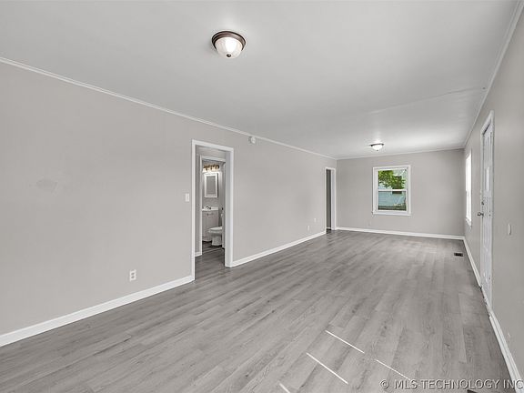 3rd image of 5372 S 36th West Ave