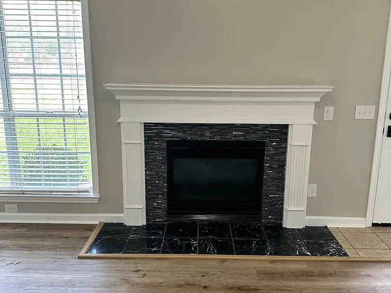 201 Belton Dr — Photo 37