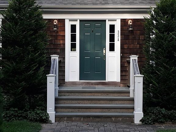 2nd image of 33A Woodlawn Ave