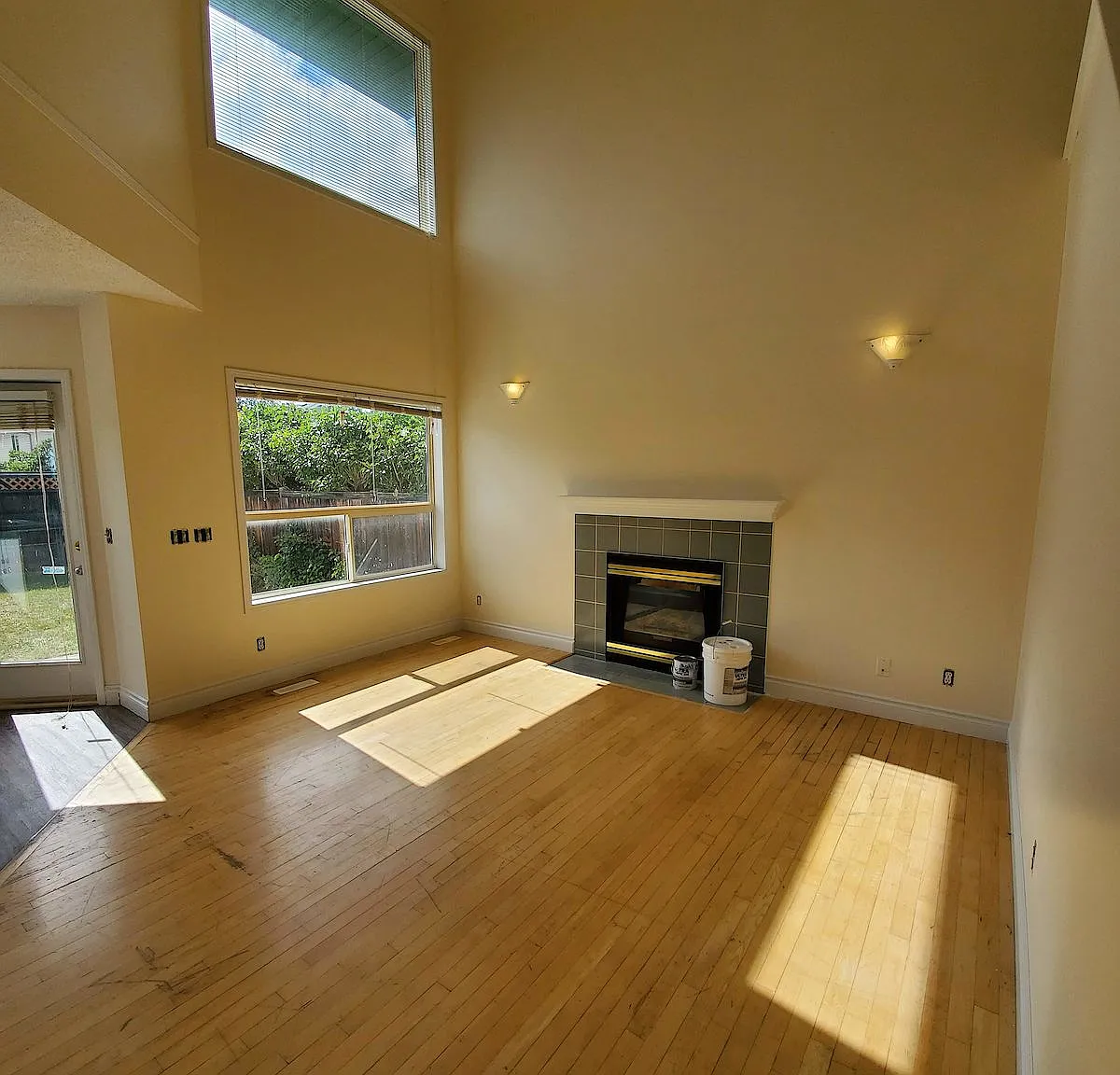 3+1 bedroom home in the community of Citadel — Photo 3