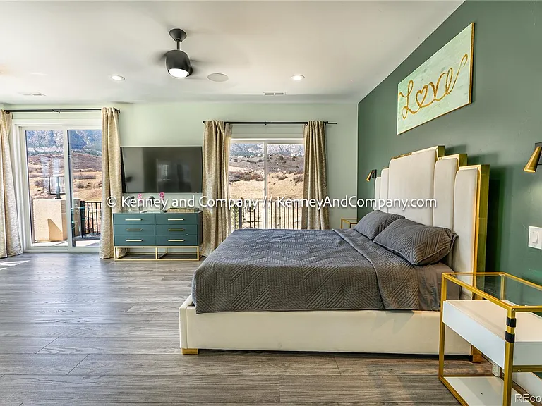 6438 Farthing Dr — Photo 19