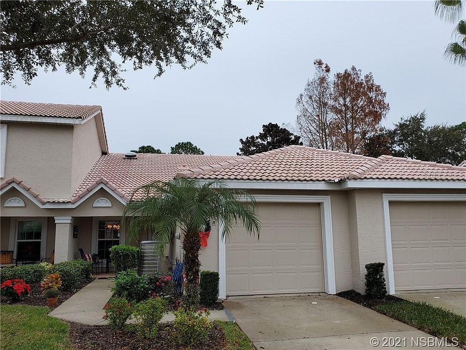 1st image of 61 Golf Villa Dr
