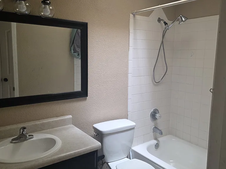 12013 Spire Terrace Dr — Photo 11