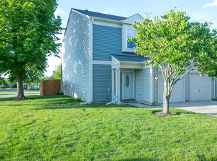 679 Waterford Dr, Hanover Park, IL 60133