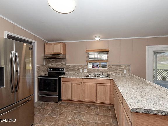 5th image of 2802 New Blockhouse Rd