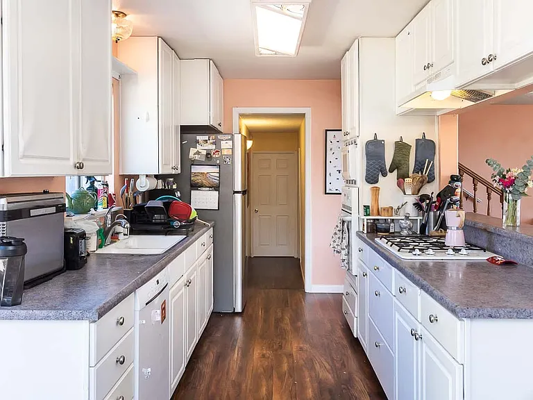 512 Dartmouth Dr — Photo 5