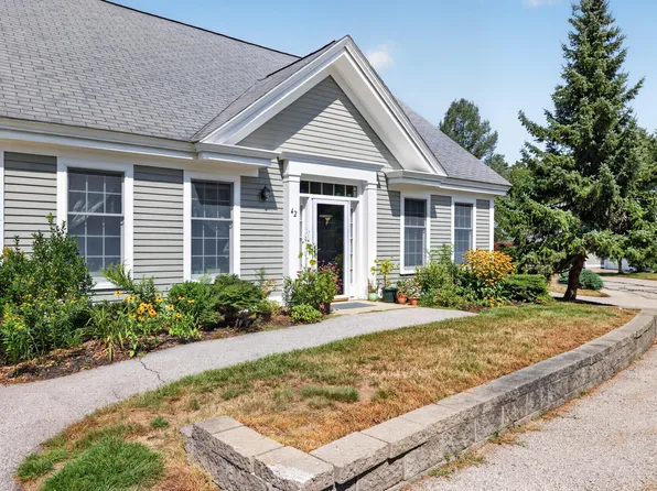 42 Farragut Way #31, Kennebunk, ME 04043