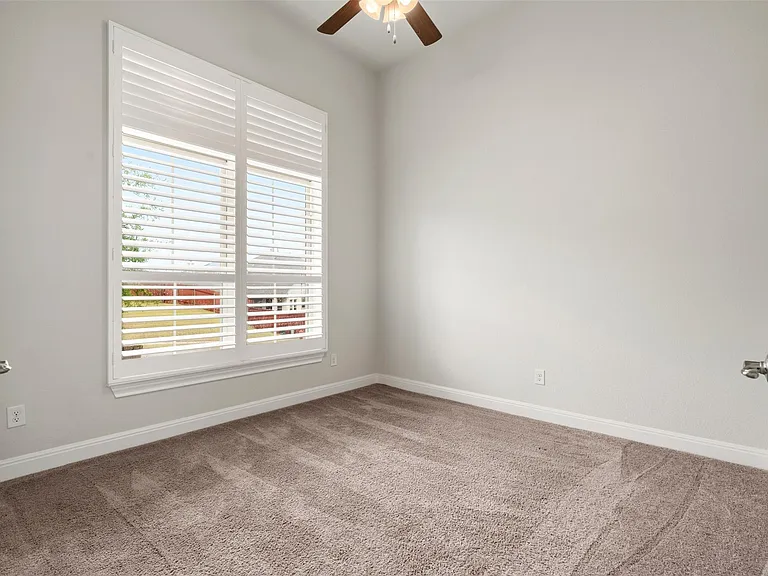 2439 Soprano Way — Photo 6
