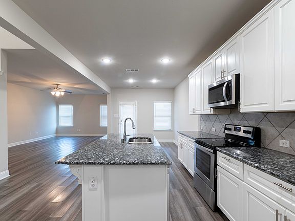 5th image of 1229 Mount Olive Ln