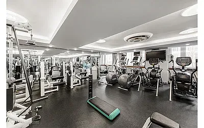 Rented by NestApple, Inc.