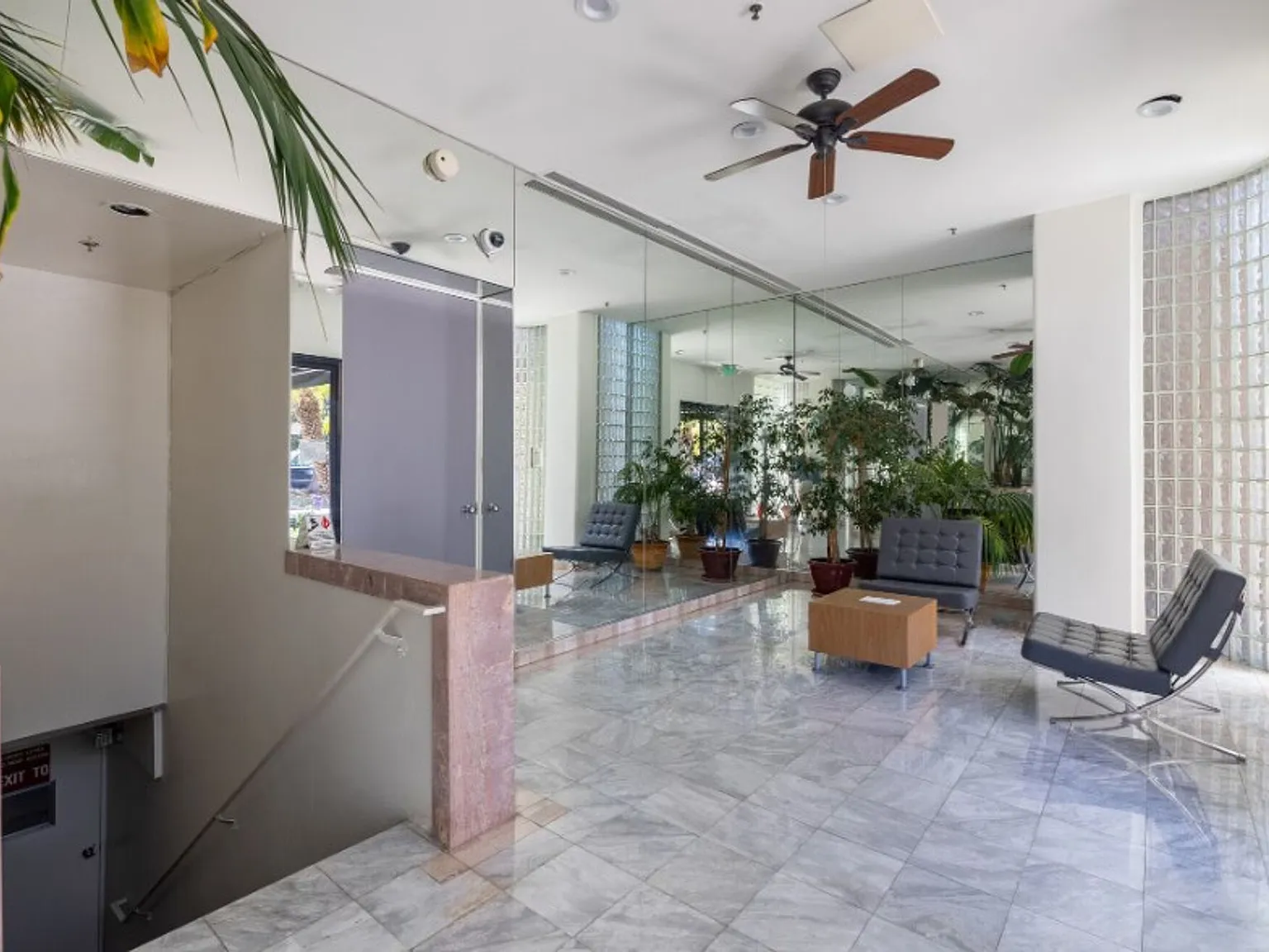 8715 Burton Way - Urban Feel Charming 2 bed 2 bath — Photo 4