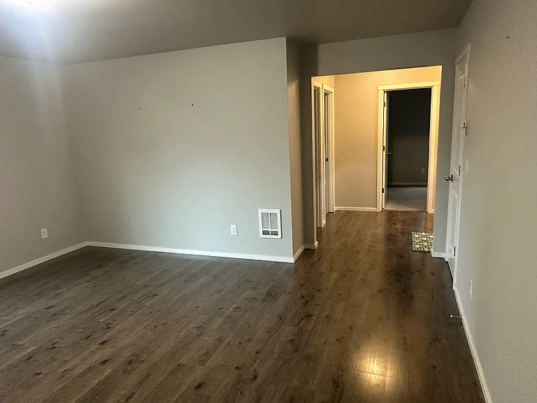 8831 56th Pl NE — Photo 6